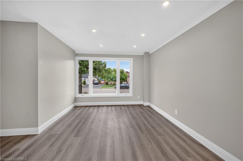 10 Elmwood Avenue Property Photo 9