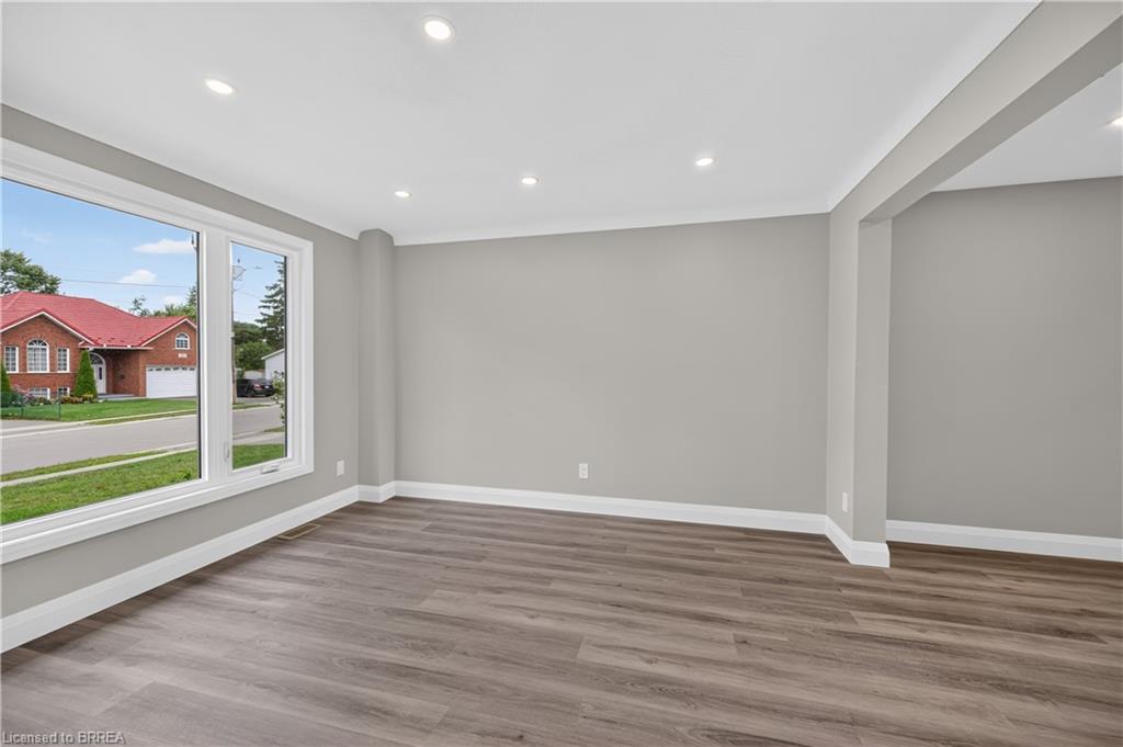 10 Elmwood Avenue Property Photo 10