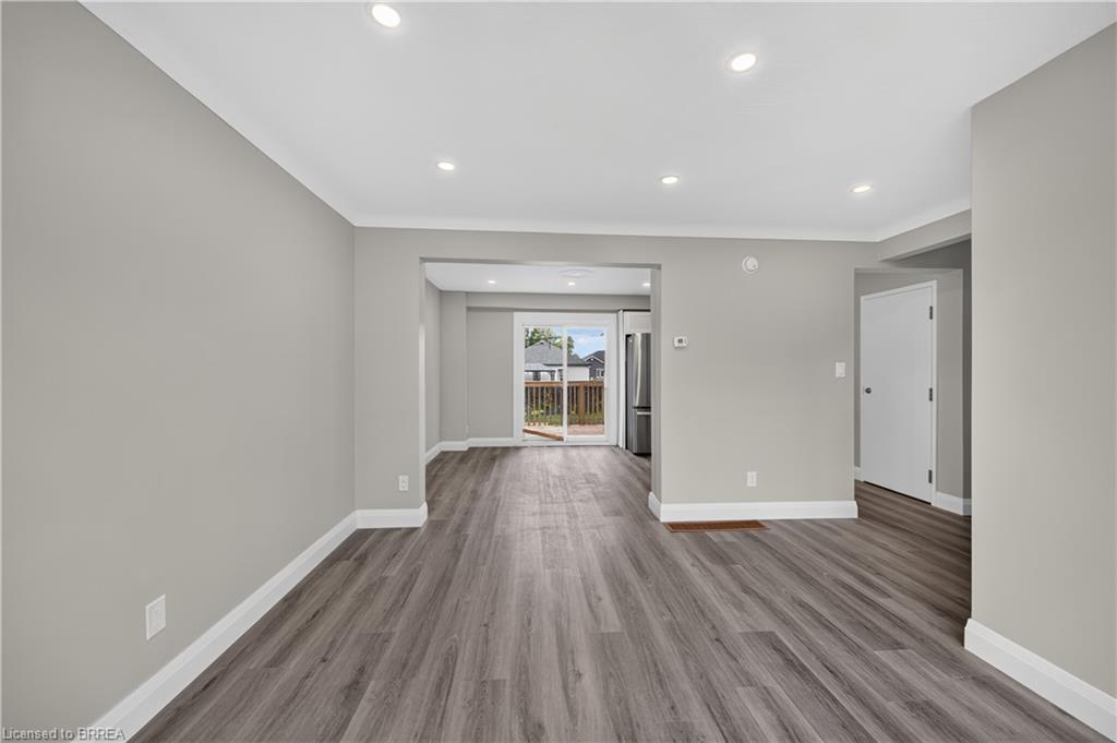 10 Elmwood Avenue Property Photo 12