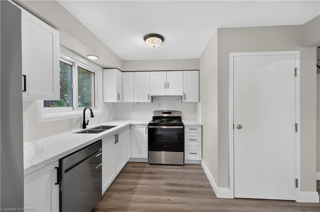 10 Elmwood Avenue Property Photo 13
