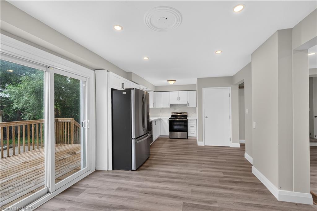 10 Elmwood Avenue Property Photo 16
