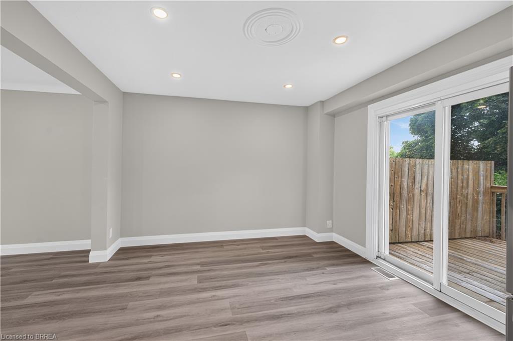 10 Elmwood Avenue Property Photo 18