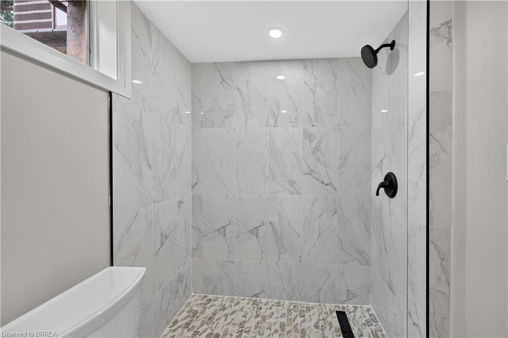 10 Elmwood Avenue Property Photo 38