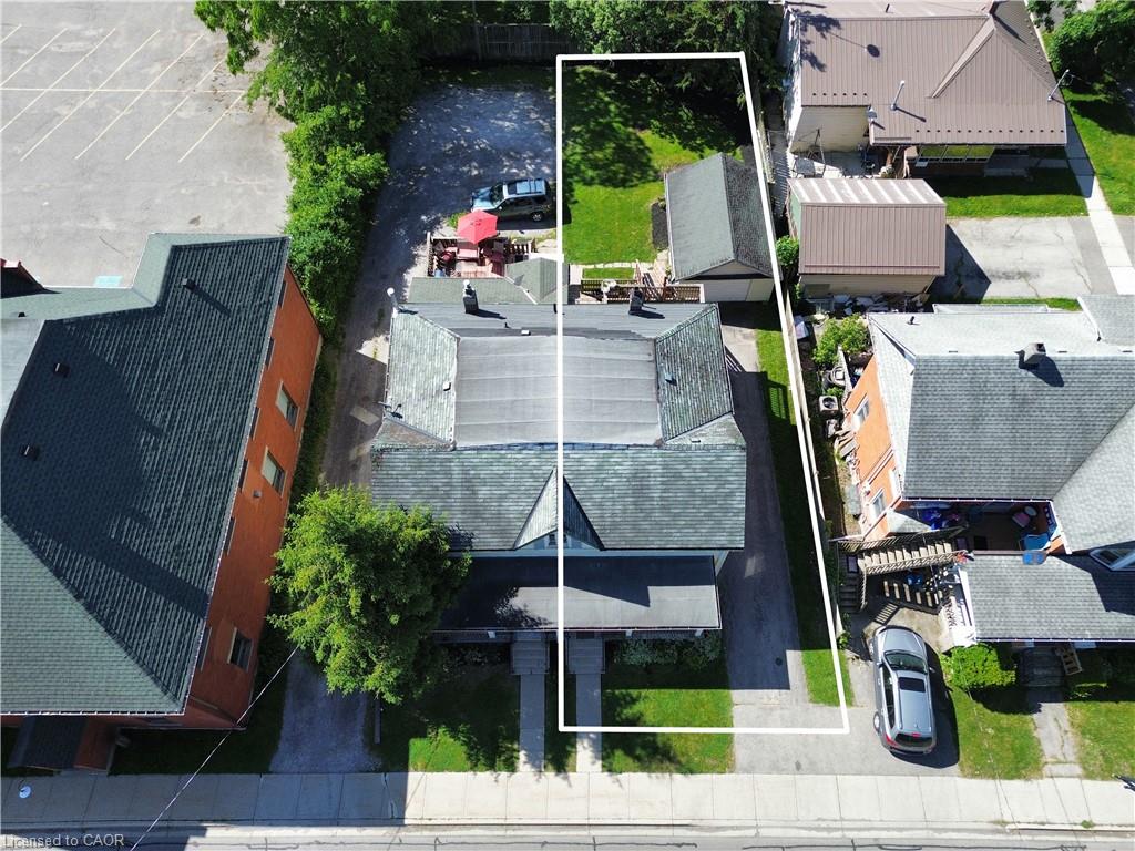 102 Stanley Street Property Photo 2