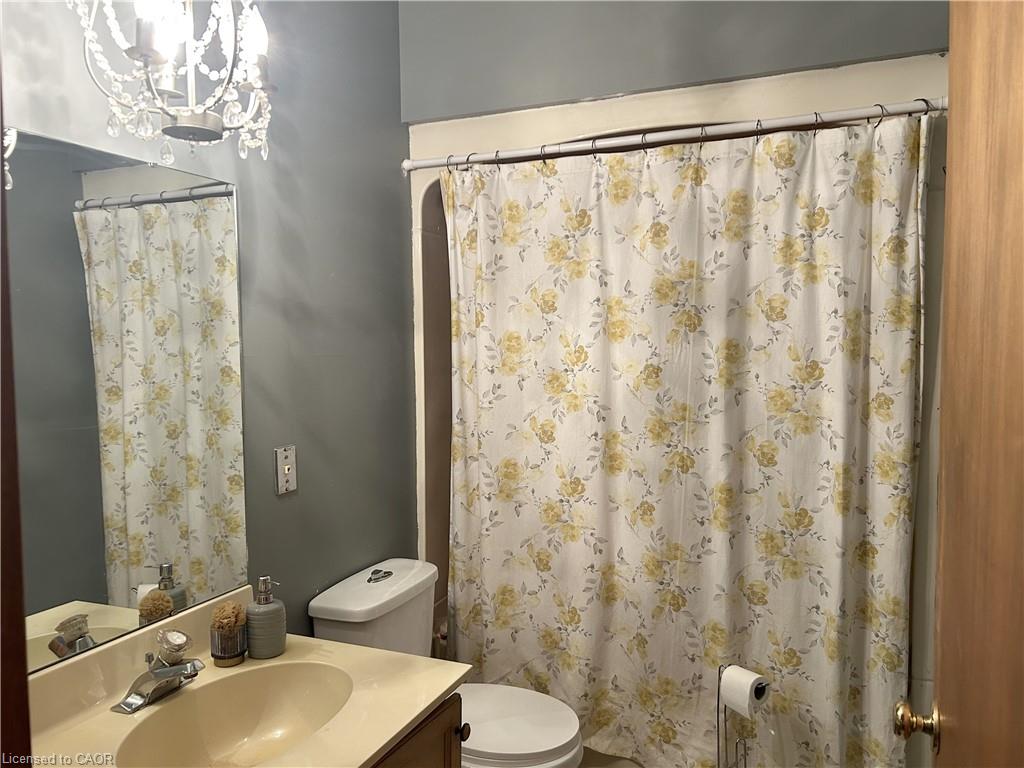 100 - 102 Stanley Street Property Photo 13