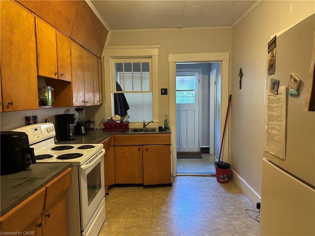100 - 102 Stanley Street Property Photo 28
