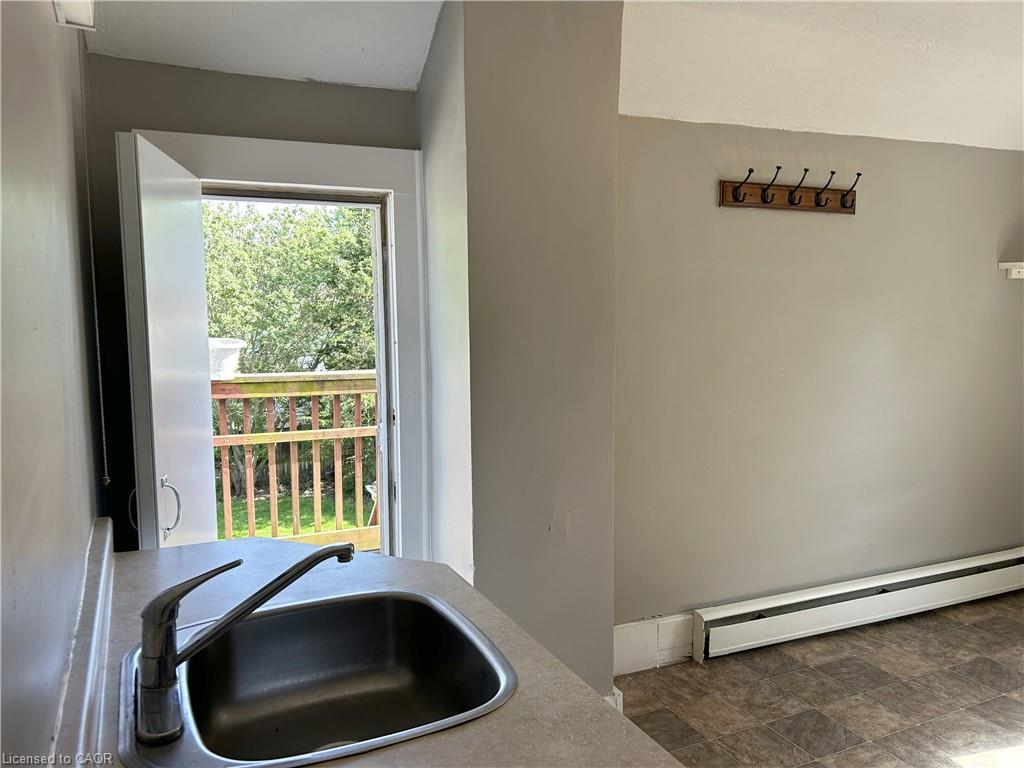 100 - 102 Stanley Street Property Photo 41
