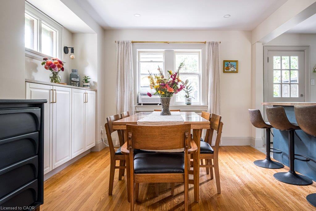 78 Paisley Avenue N Property Photo 11