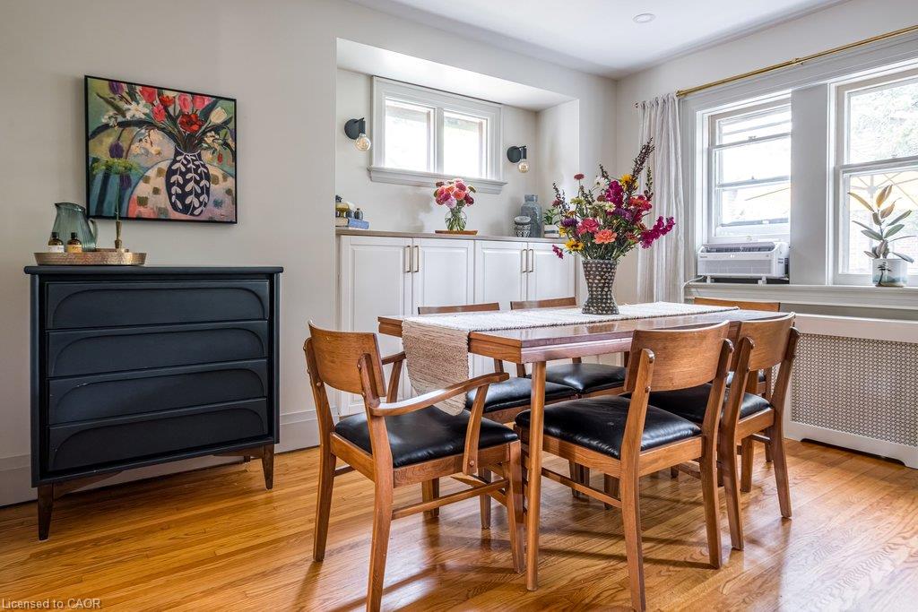 78 Paisley Avenue N Property Photo 12