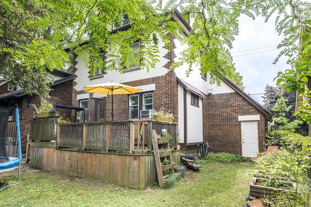 78 Paisley Avenue N Property Photo 44