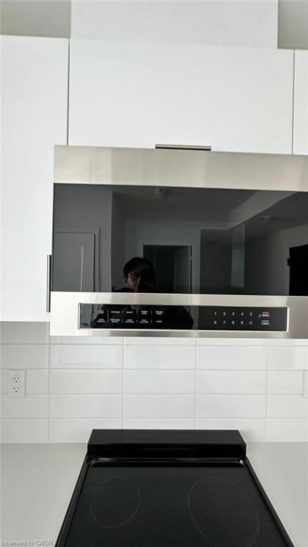 402-412 Silver Maple Road Property Photo 24