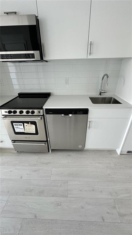 402-412 Silver Maple Road Property Photo 25
