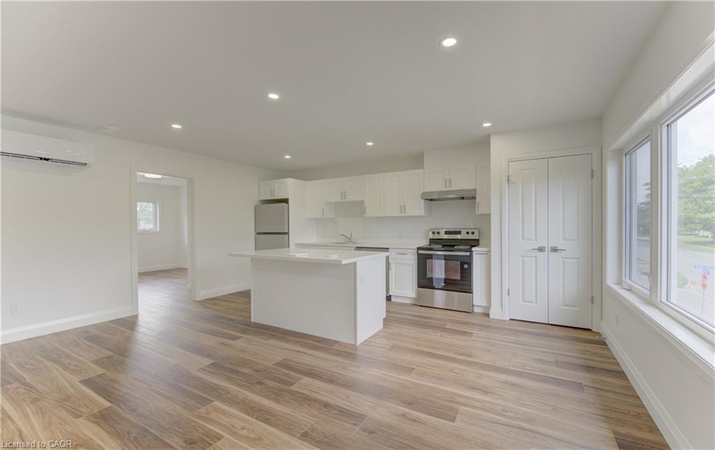 A-93 Kinzie Avenue Property Photo 3
