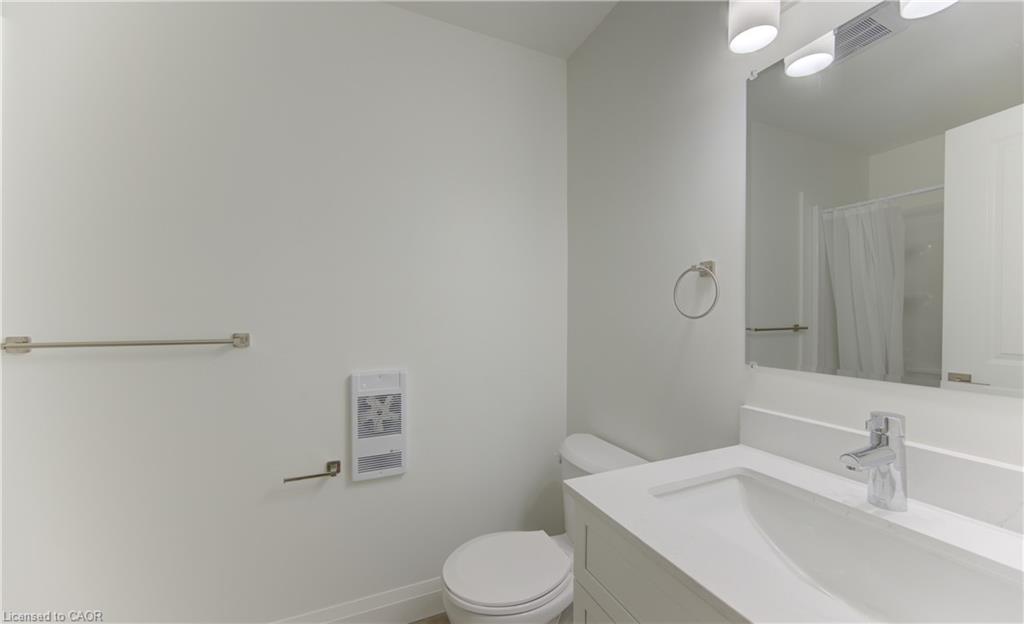 A-93 Kinzie Avenue Property Photo 11