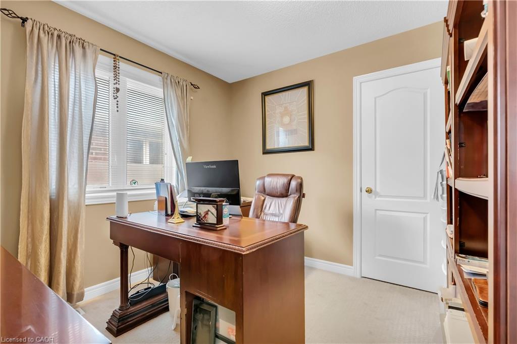 786 Fourth Line Property Photo 17
