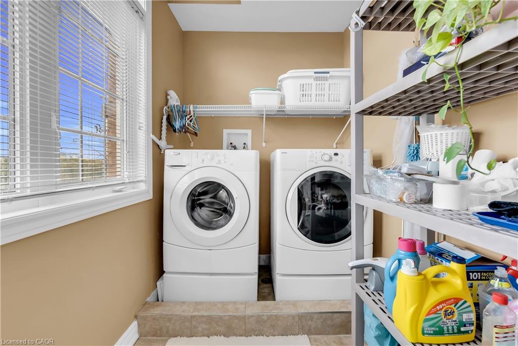 786 Fourth Line Property Photo 20