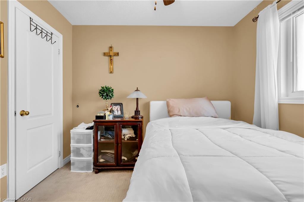 786 Fourth Line Property Photo 23