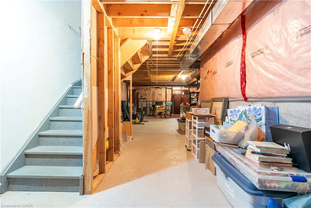 786 Fourth Line Property Photo 38
