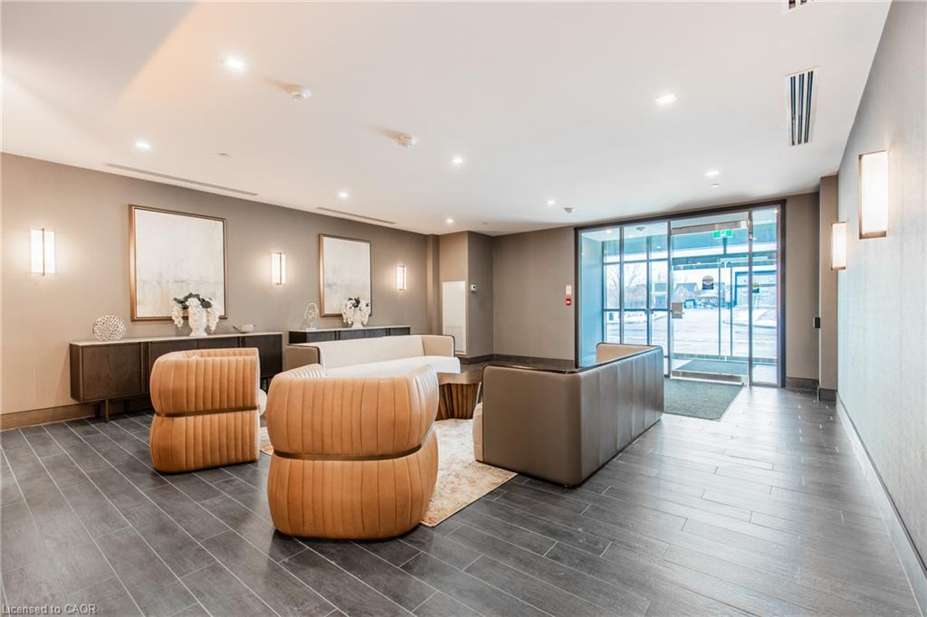 417-470 Dundas Street E Property Photo 4