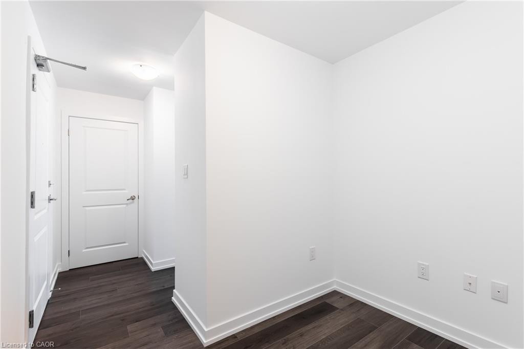 417-470 Dundas Street E Property Photo 23