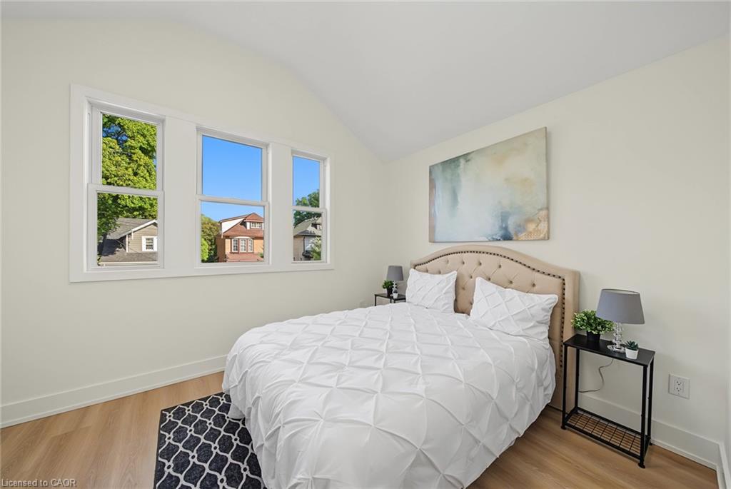 234 Balmoral Avenue S Property Photo 17