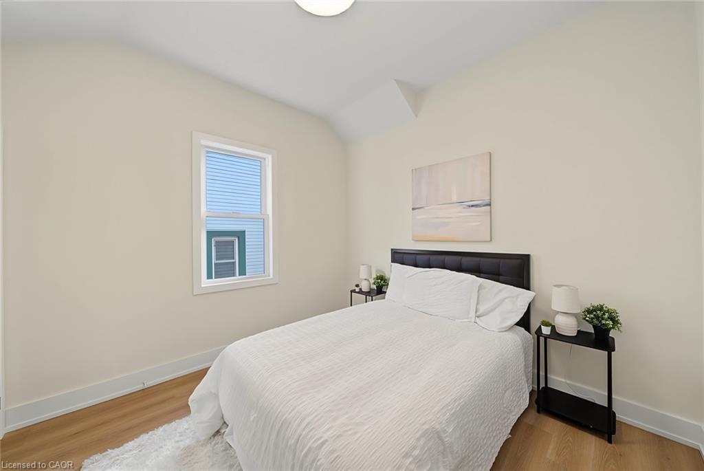 234 Balmoral Avenue S Property Photo 19