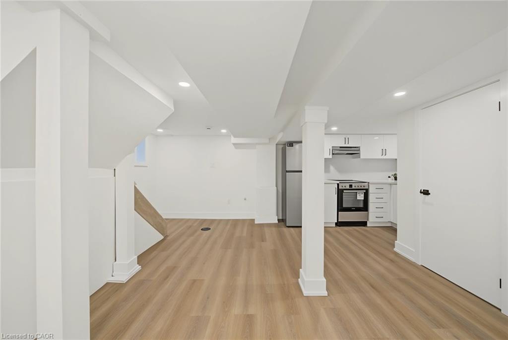 234 Balmoral Avenue S Property Photo 28