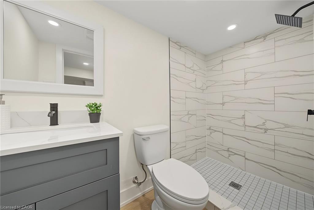234 Balmoral Avenue S Property Photo 29