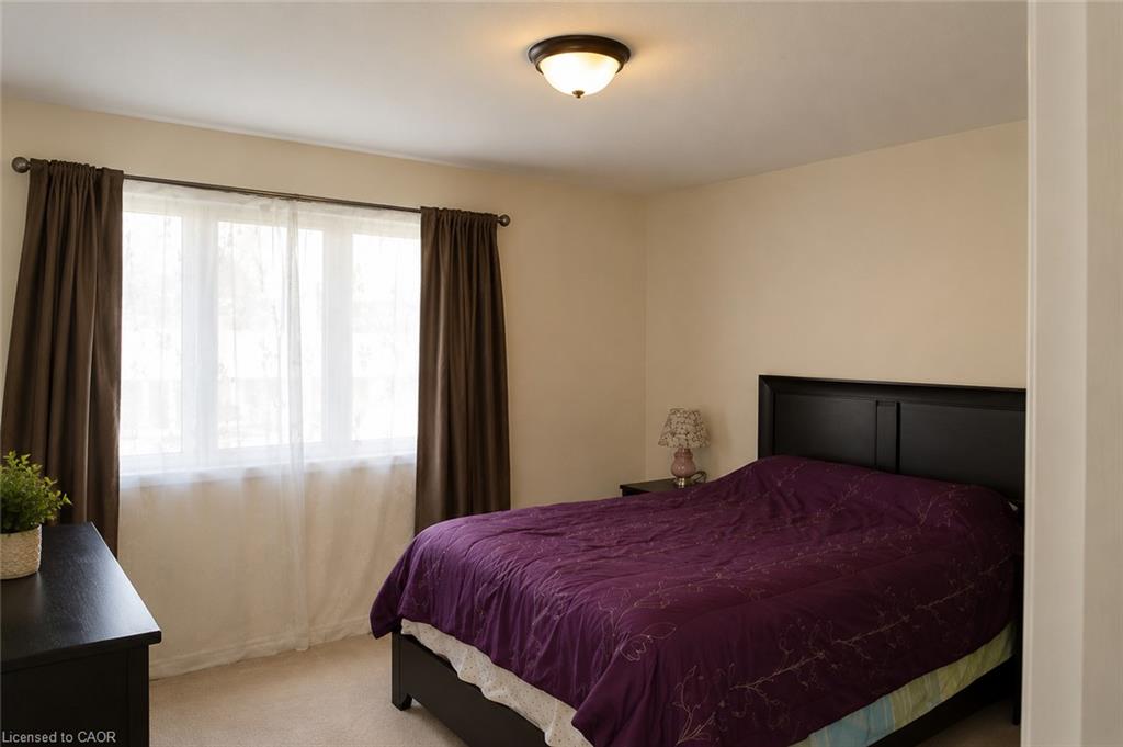 135 Chase Crescent Property Photo 8