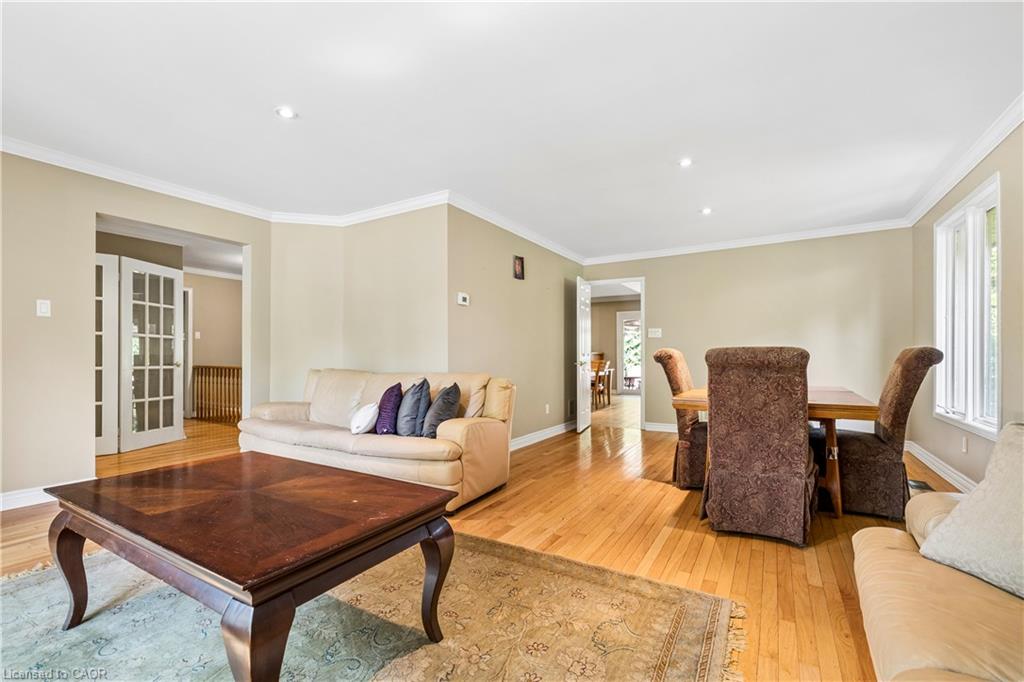 2285 Dunedin Road Property Photo 12