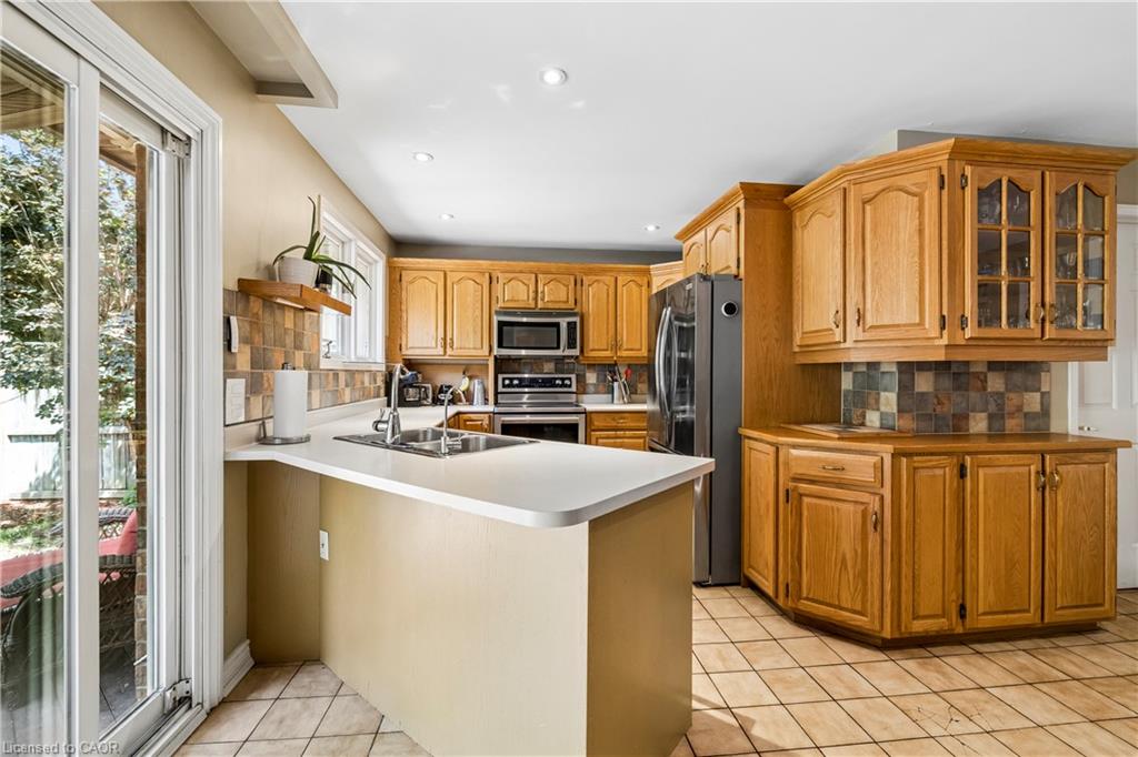 2285 Dunedin Road Property Photo 15