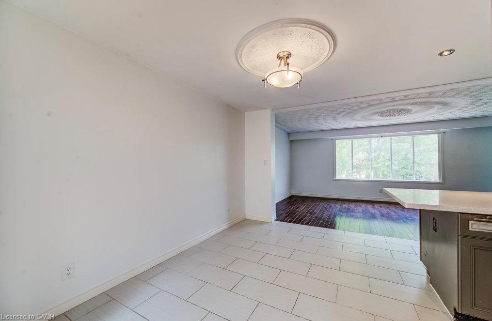 109 White Oak Place Property Photo 10