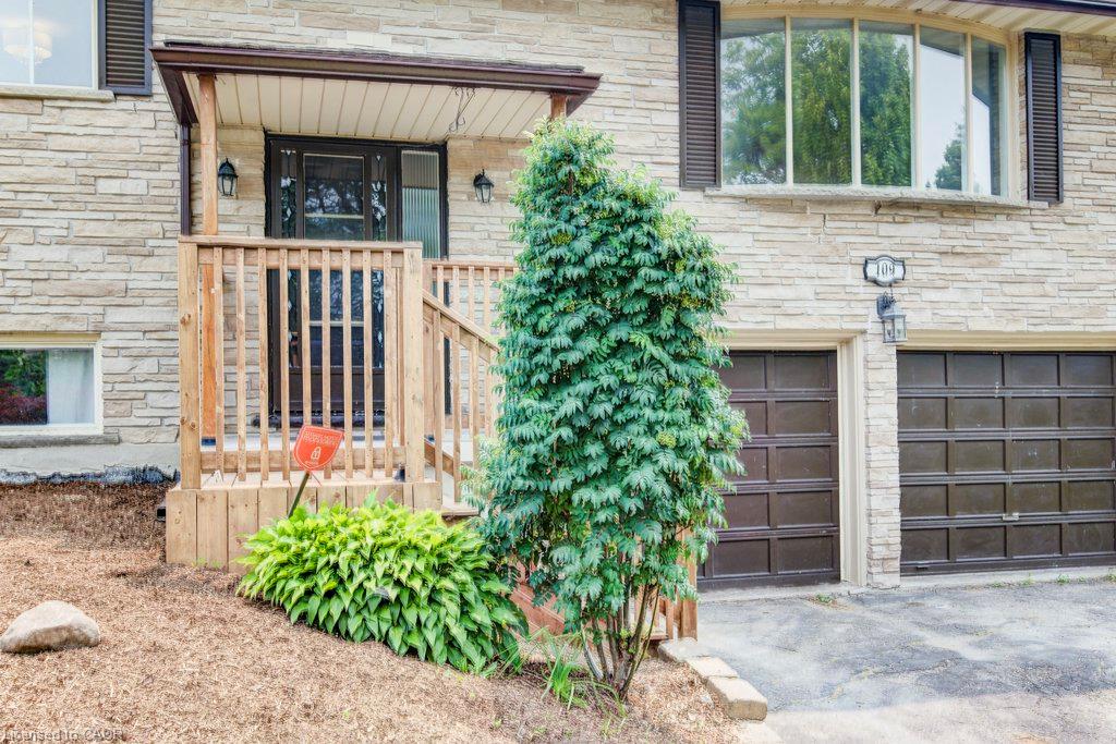 109 White Oak Place Property Photo 48