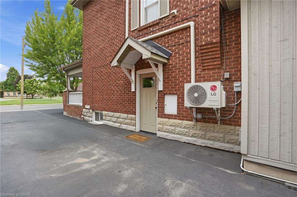 2116 Caroline Street Property Photo 40