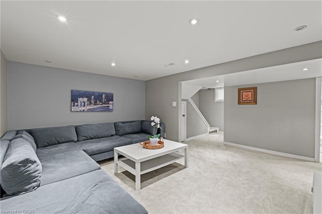 35 Kinsey Street Property Photo 22