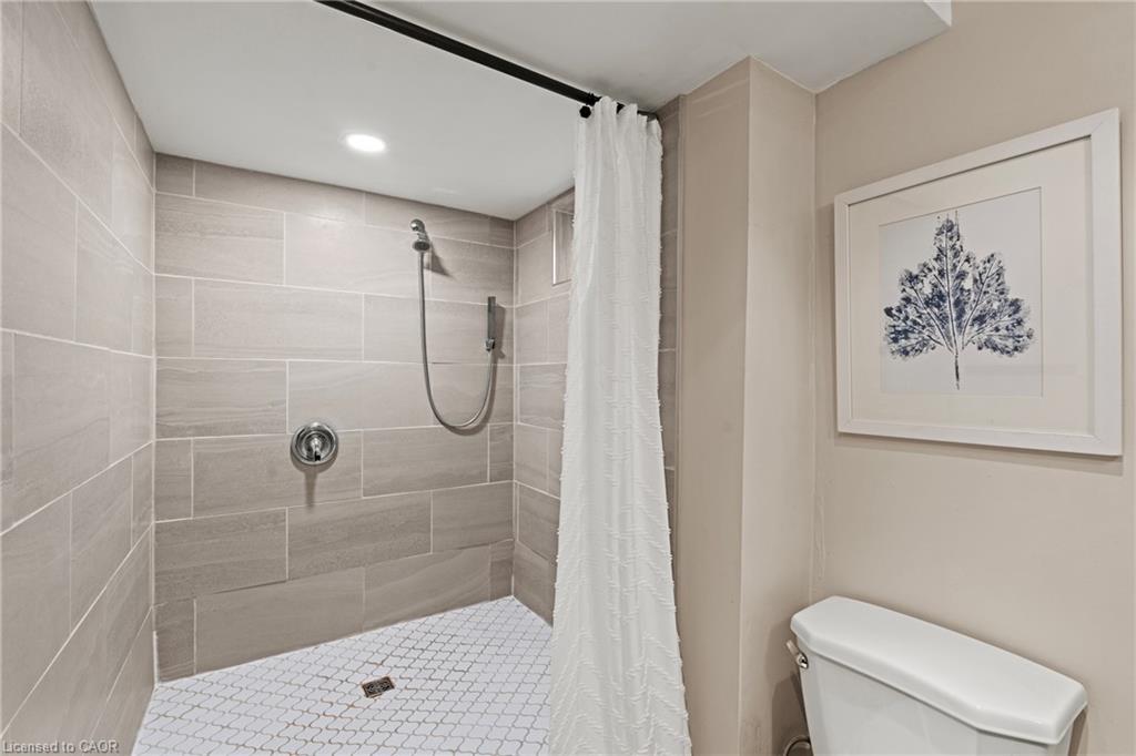 35 Kinsey Street Property Photo 26