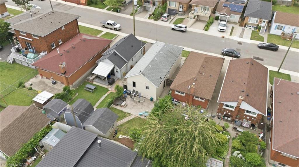 22 Delena Avenue N Property Photo 22
