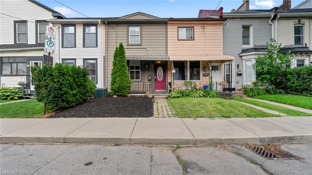 180 West Avenue Property Photo 2