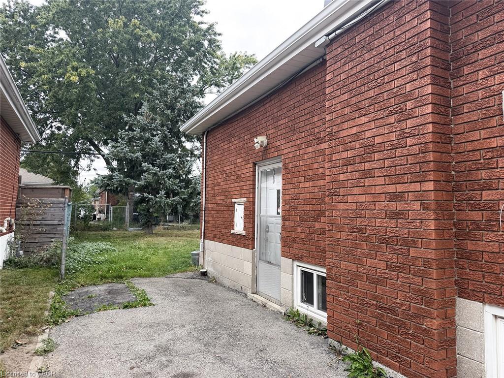 1107 Mohawk Road E Property Photo 3