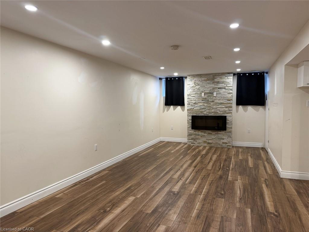 1107 Mohawk Road E Property Photo 6