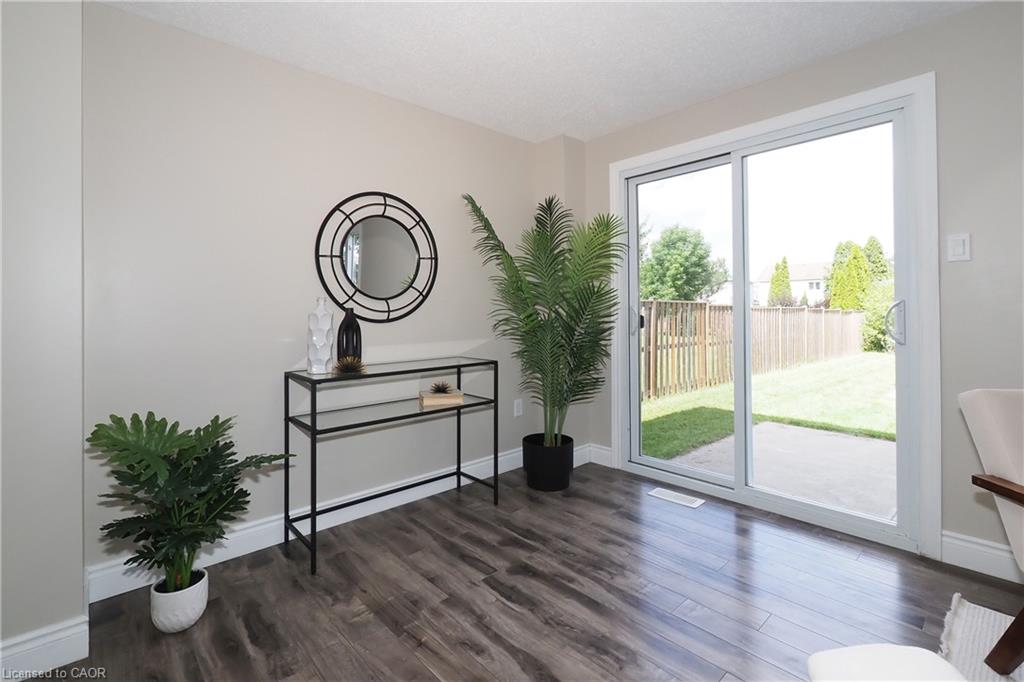 495 Misty Crescent Property Photo 14