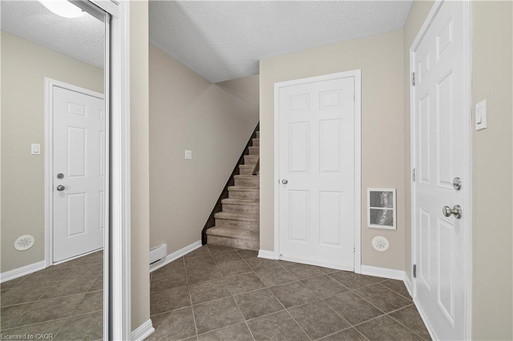 222 Septimus Heights Property Photo 4