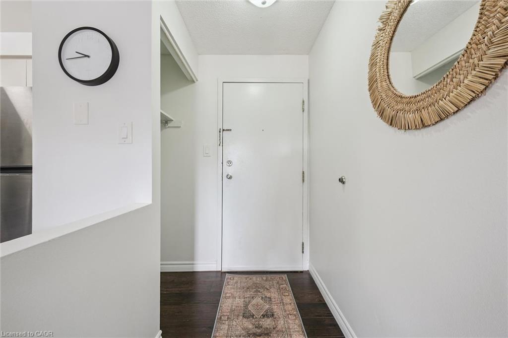 210-275 Eiwo Court Property Photo 6