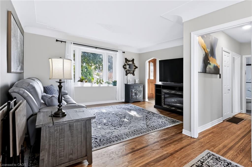 164 Charlotte Street Property Photo 14