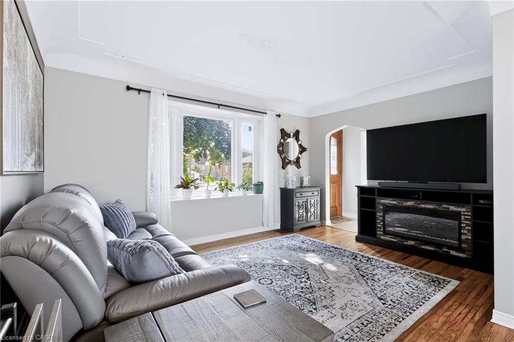 164 Charlotte Street Property Photo 15