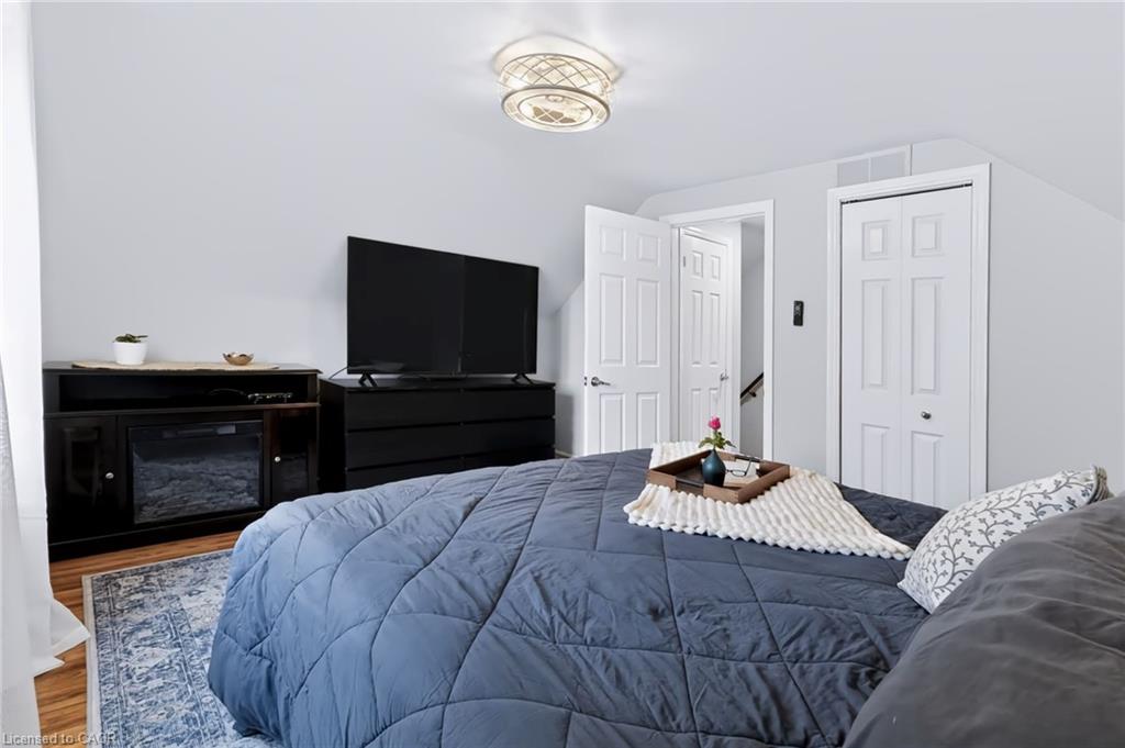 164 Charlotte Street Property Photo 26