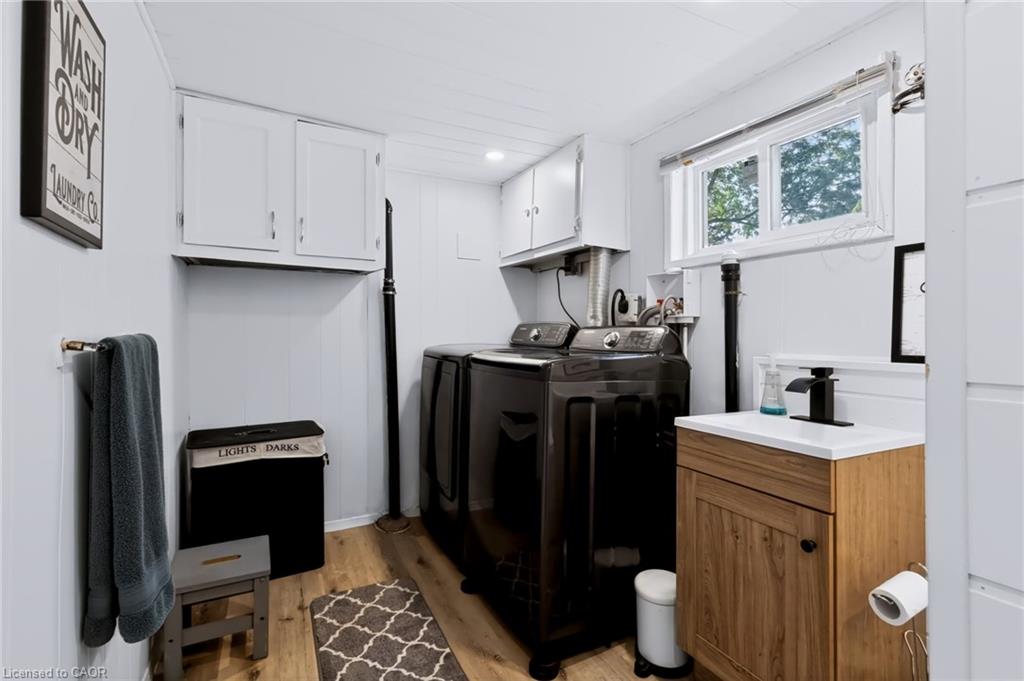 164 Charlotte Street Property Photo 32