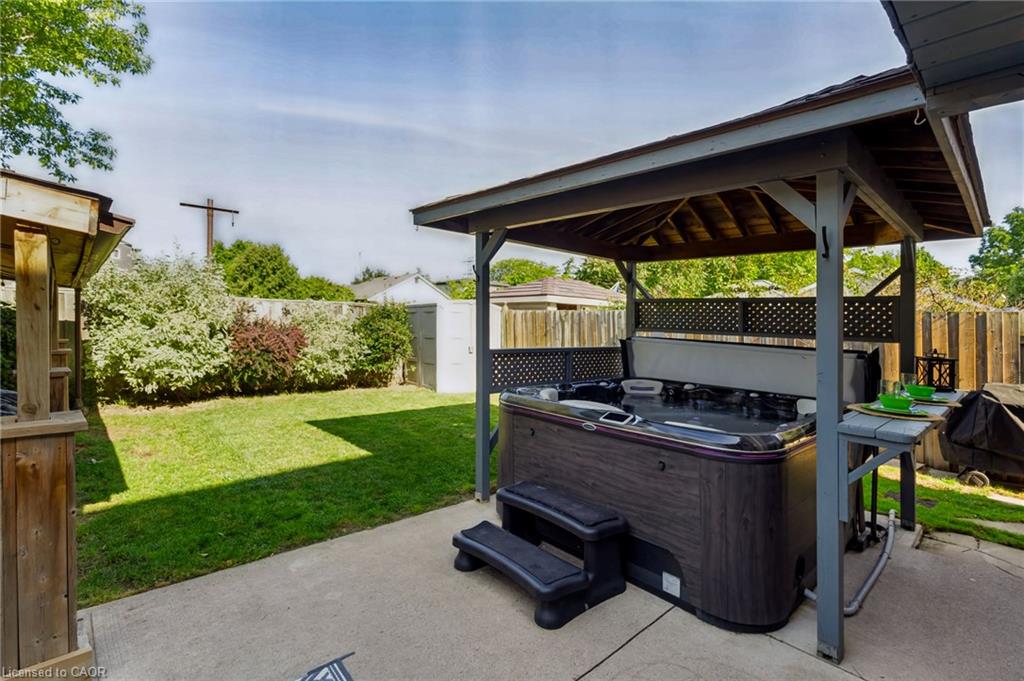 164 Charlotte Street Property Photo 38