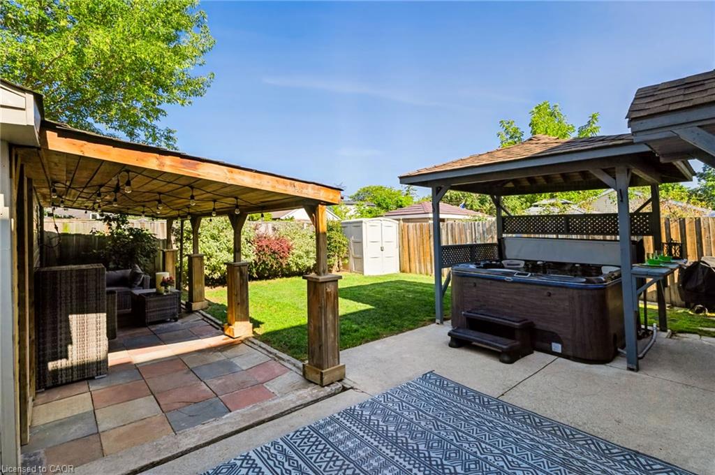 164 Charlotte Street Property Photo 43