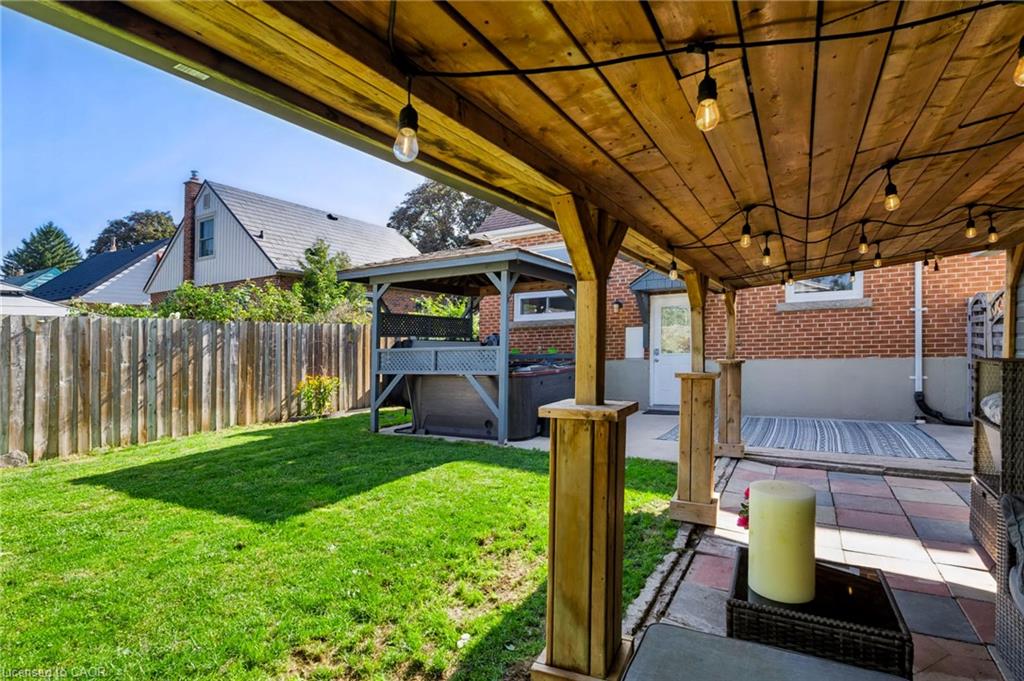 164 Charlotte Street Property Photo 49